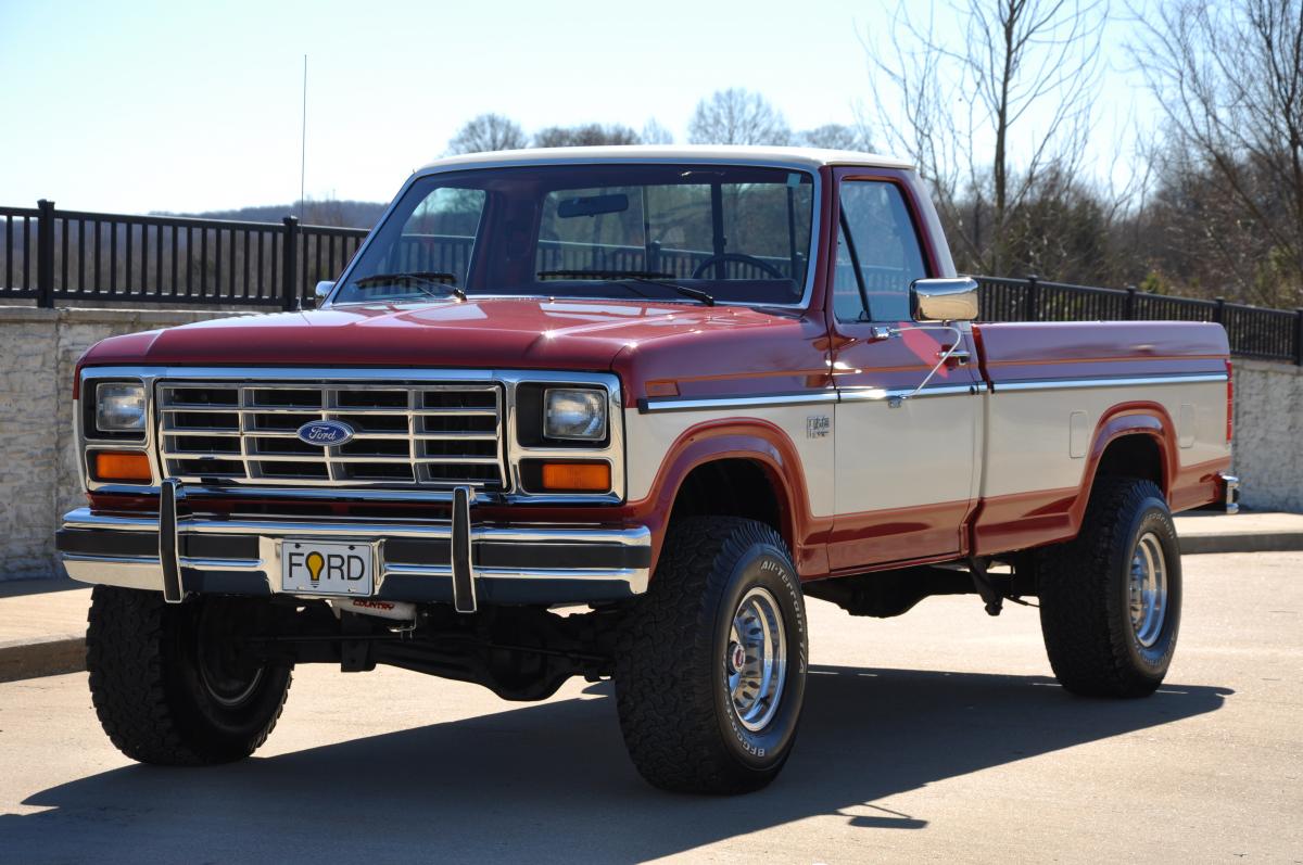 1985 Ford F150 4X4 30